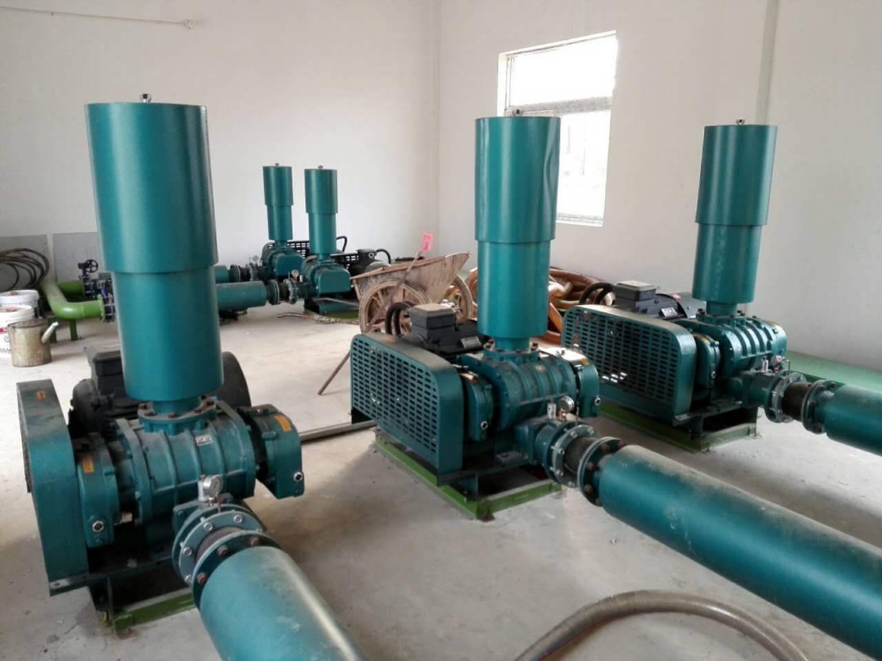 冶金行業(yè)鋼鐵廠用羅茨鼓風(fēng)機(jī) 冶金行業(yè)鋼鐵廠用羅茨鼓風(fēng)機(jī)